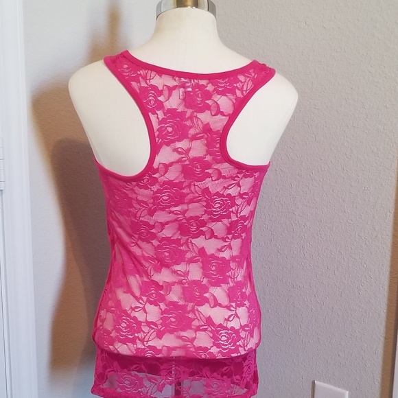 2 Tank Tops - Picture 7 of 8